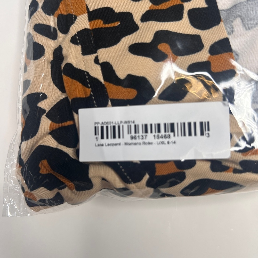 NEW Posh Peanut Women’s Lana Leopard Print Robe Size L/XL. Viscose Bamboo - Picture 14 of 15
